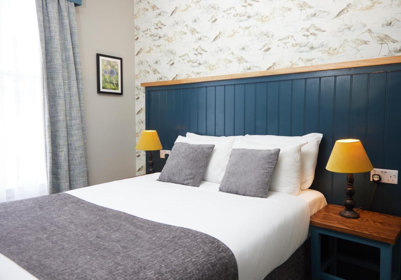 The Bell Hotel Woburn By Greene King Inns Eksteriør billede